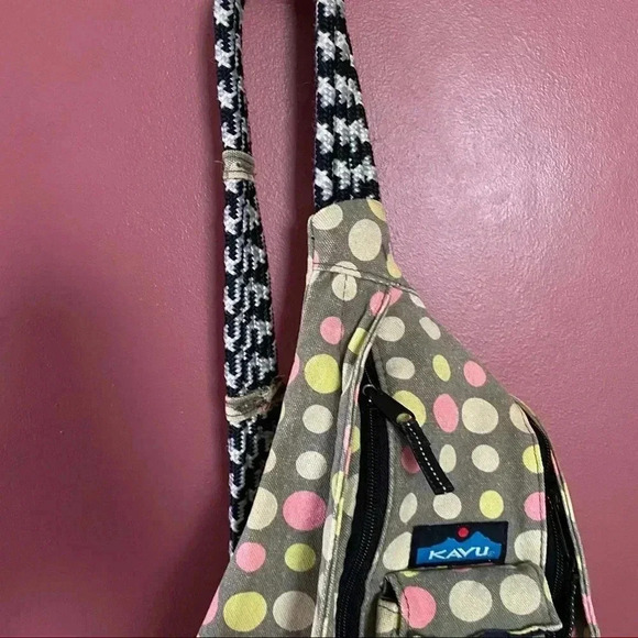 Kavu Poke Dot Backpack - Picture 3 of 7